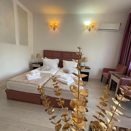 Steaua Apelor Family Resort Nufaru Экстерьер фото