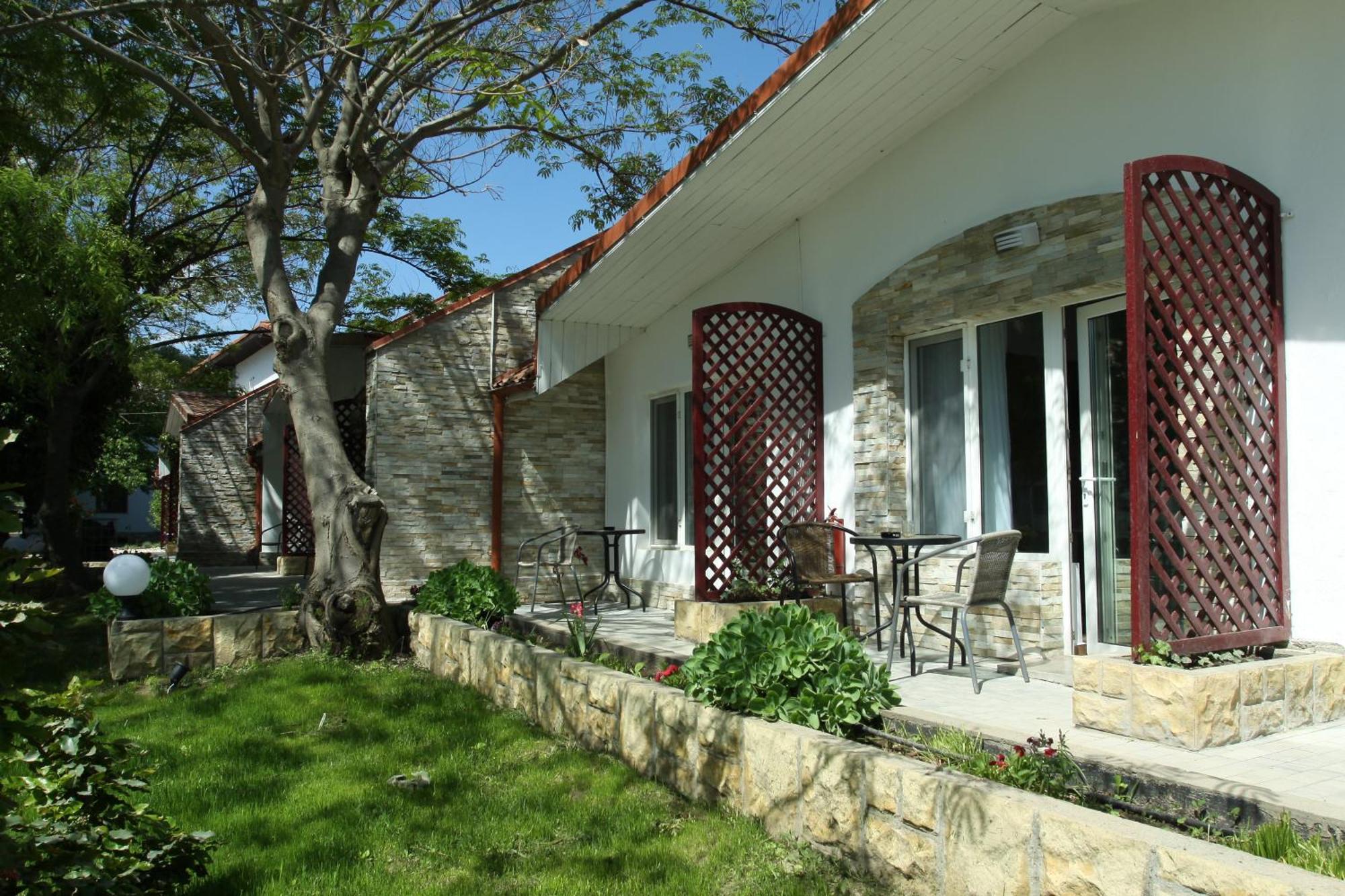 Steaua Apelor Family Resort Nufaru Экстерьер фото