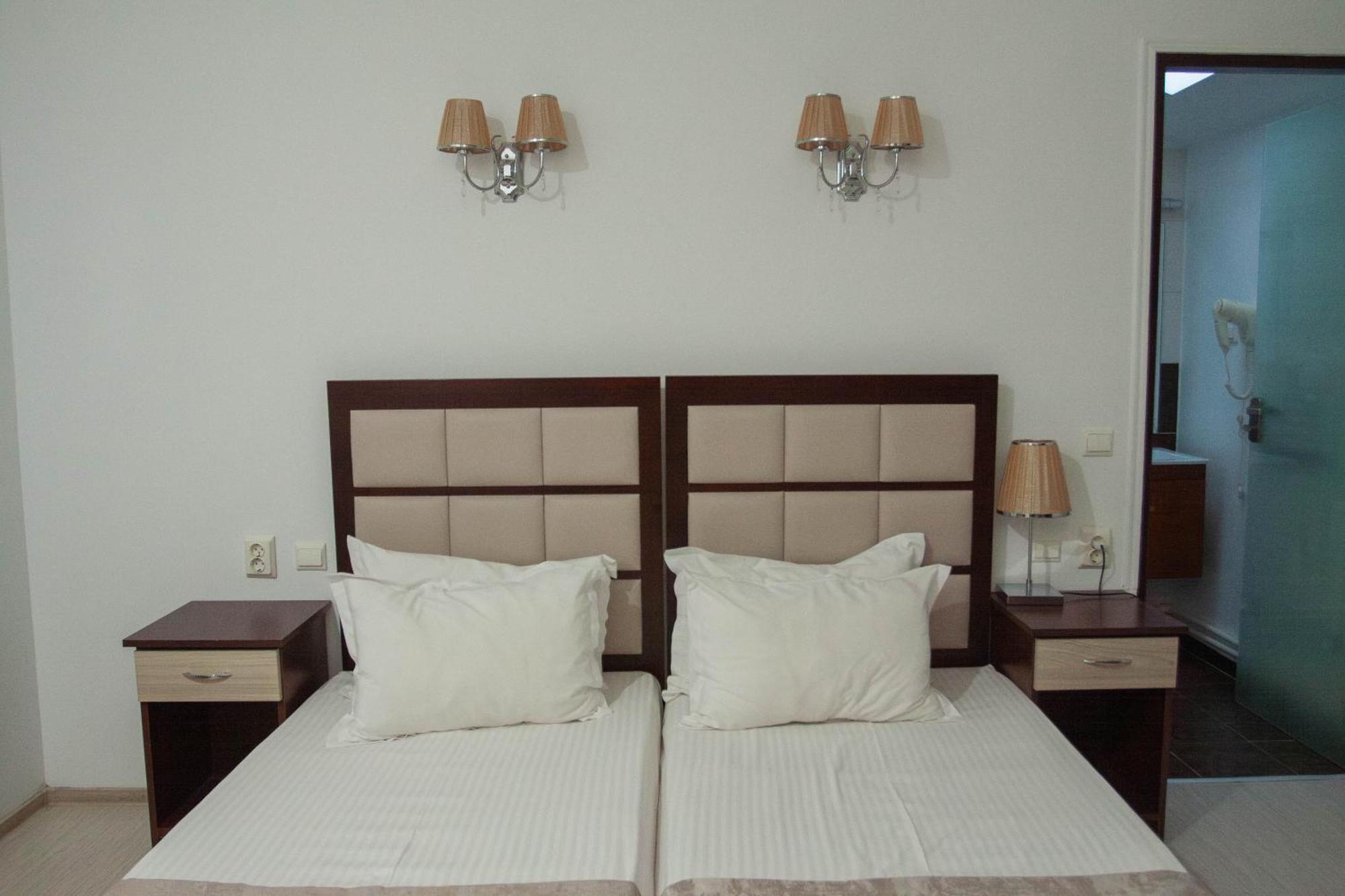 Steaua Apelor Family Resort Nufaru Экстерьер фото