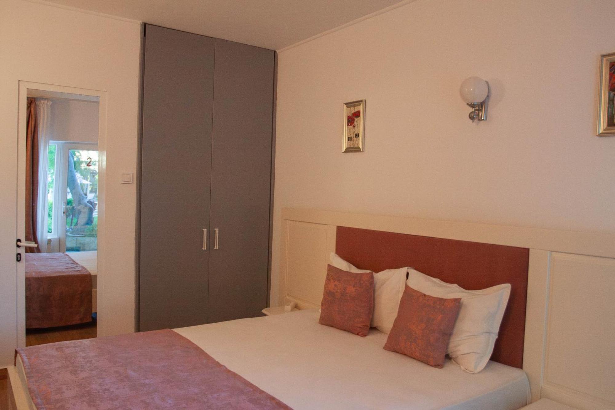 Steaua Apelor Family Resort Nufaru Экстерьер фото