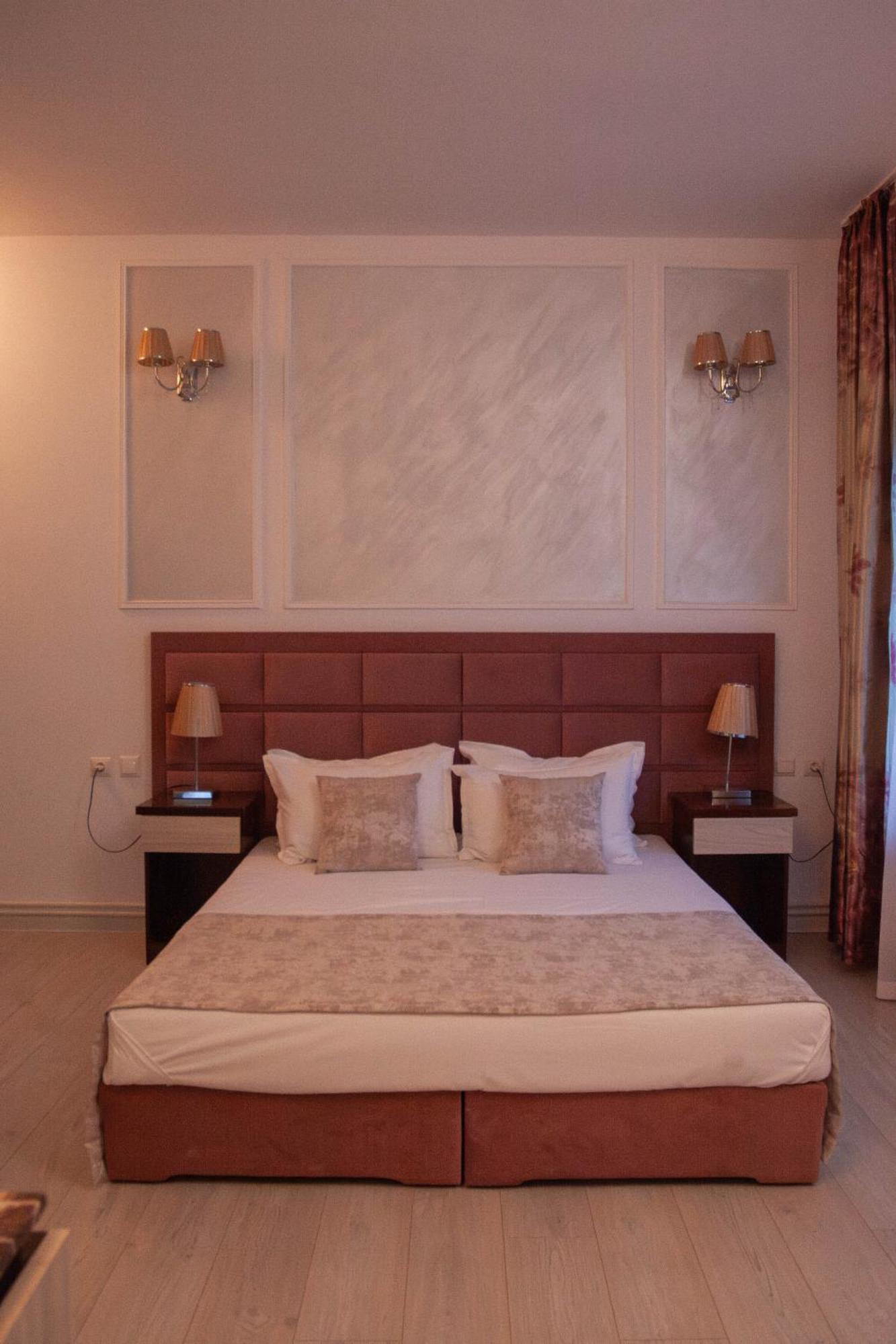 Steaua Apelor Family Resort Nufaru Экстерьер фото