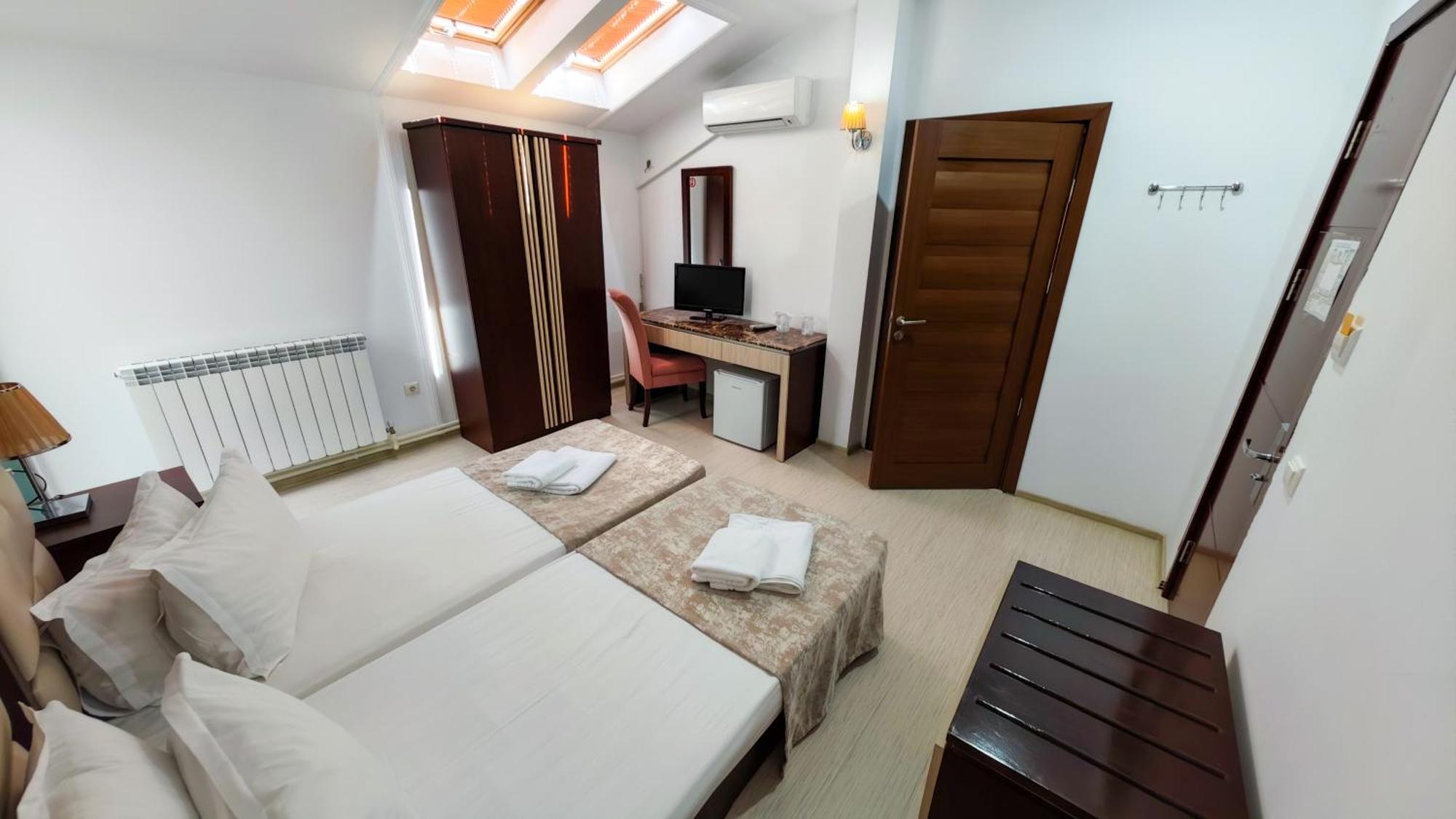 Steaua Apelor Family Resort Nufaru Экстерьер фото