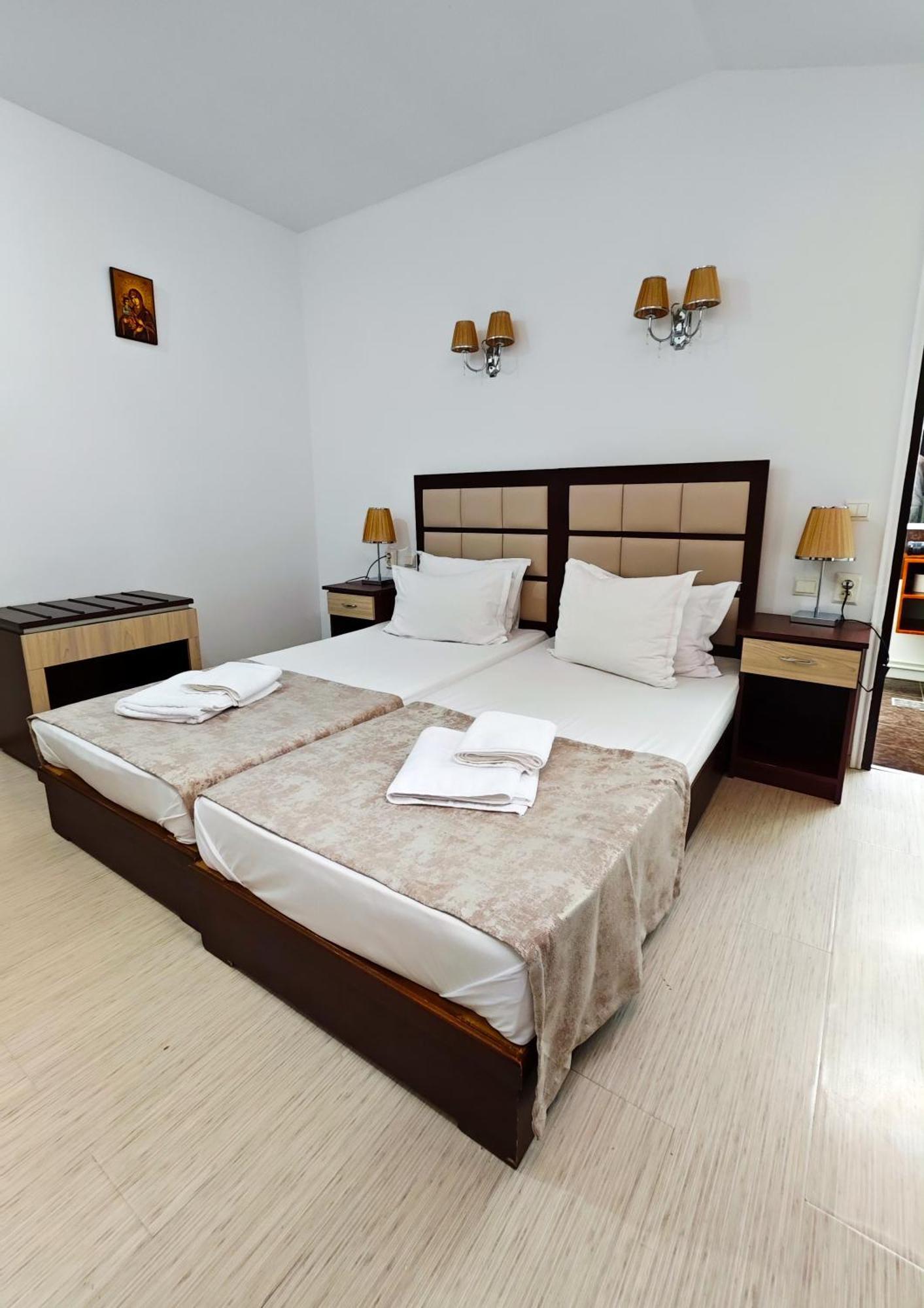 Steaua Apelor Family Resort Nufaru Экстерьер фото