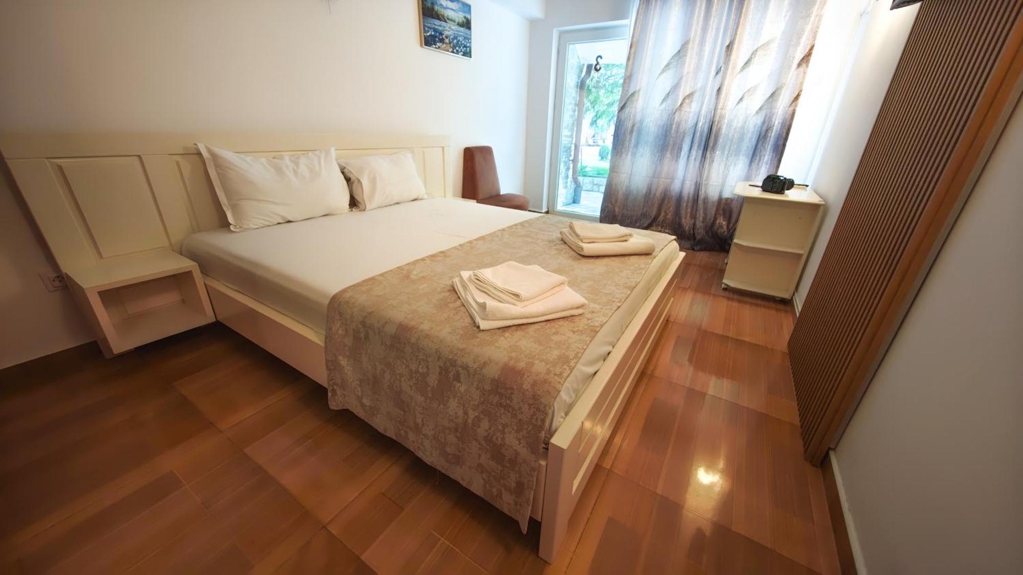 Steaua Apelor Family Resort Nufaru Экстерьер фото